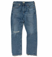 Load image into Gallery viewer, Citizens of Humanity Emerson Slim Boyfriend Crop Jeans Sz 24 Premium Vintage Rip