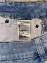 Load image into Gallery viewer, Women&#39;s American Eagle Outfitters Sz 0 Shorts Denim Jean Hi-Rise Shortie